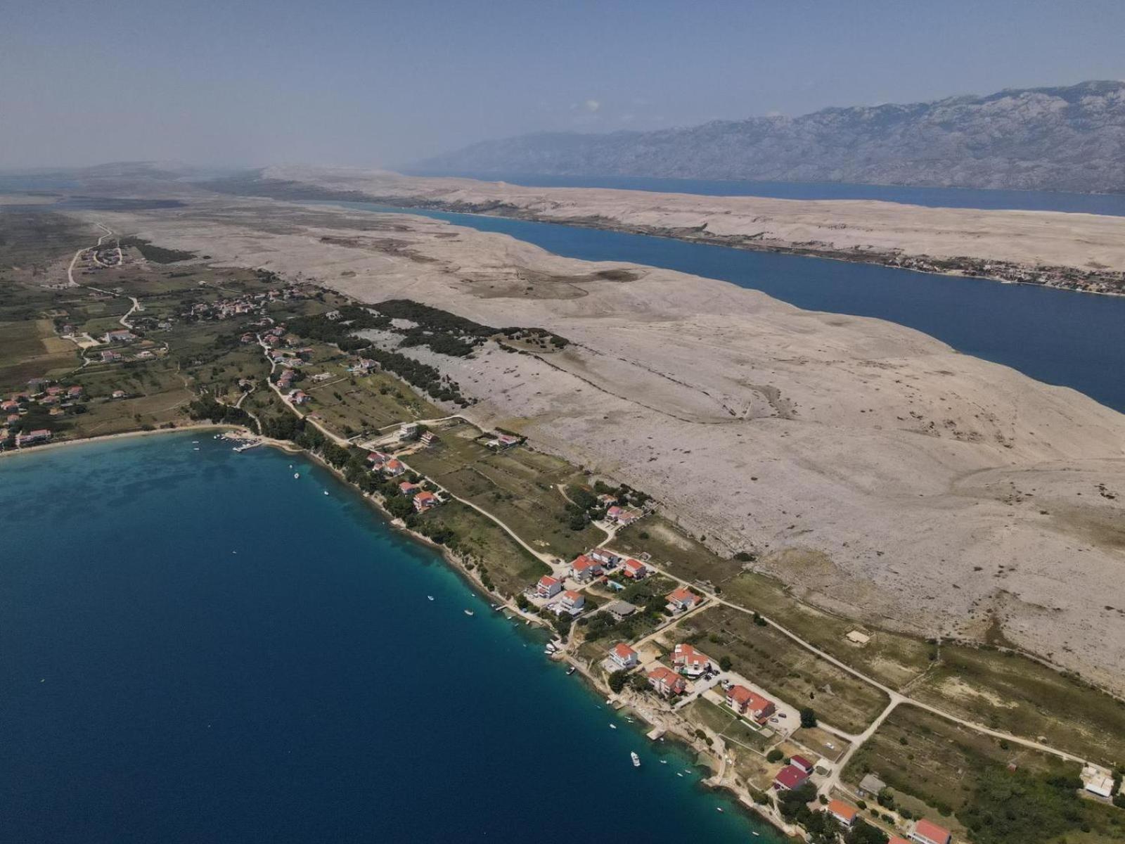 Apartments Horvat on Island Pag Vlašići Buitenkant foto