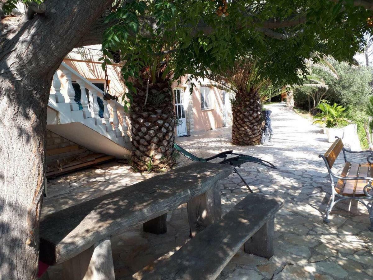 Apartments Horvat on Island Pag Vlašići Buitenkant foto