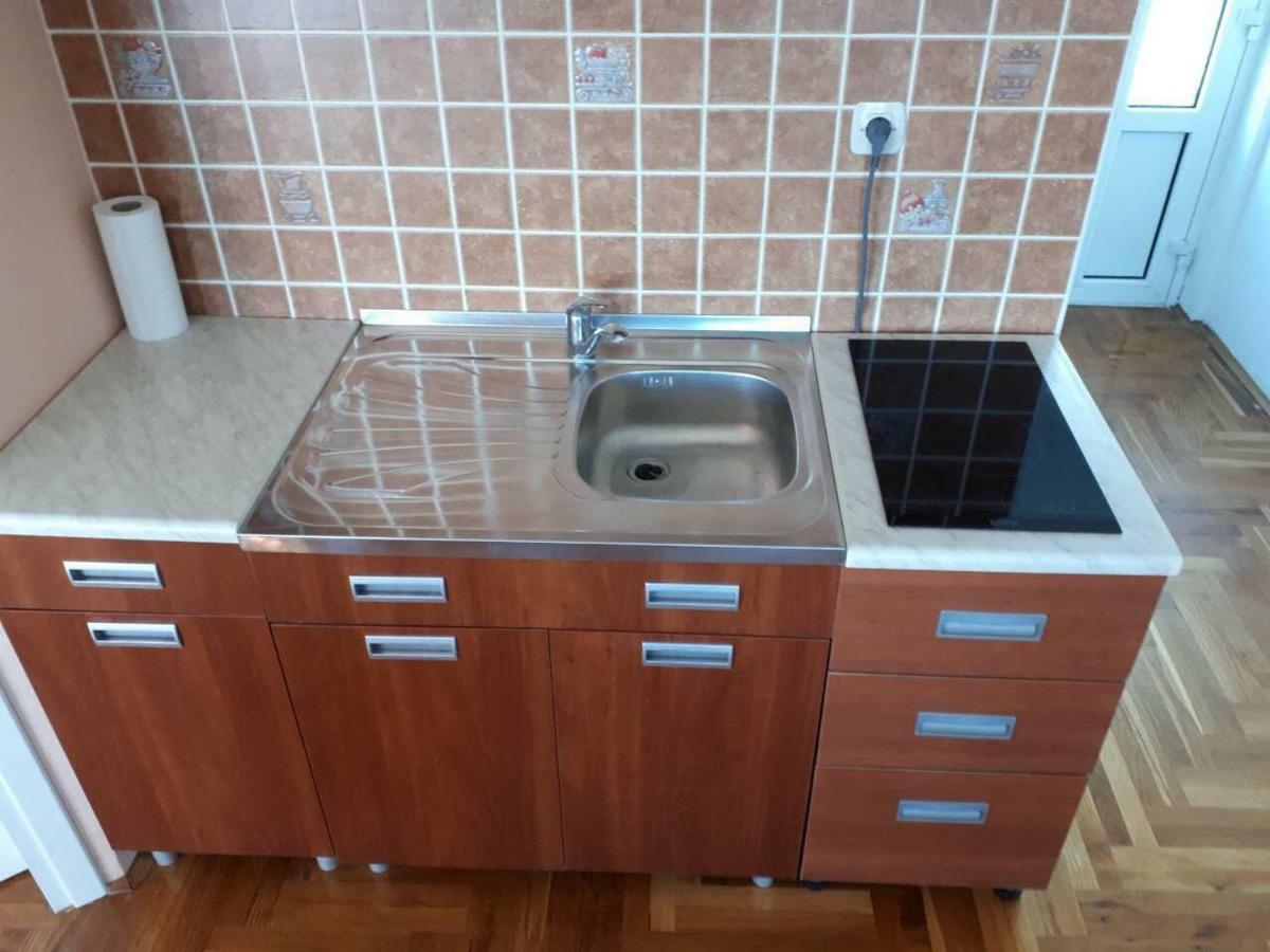 Apartments Horvat on Island Pag Vlašići Buitenkant foto