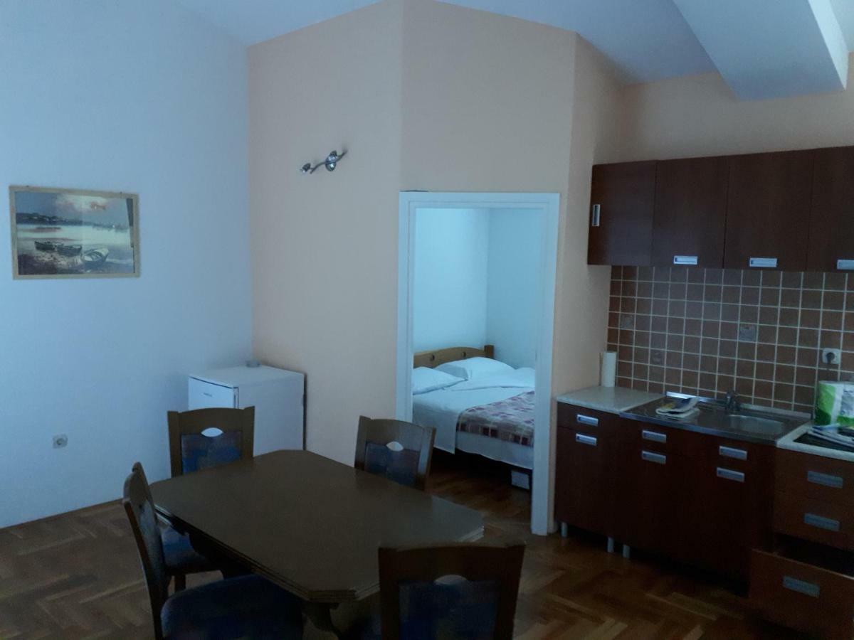Apartments Horvat on Island Pag Vlašići Buitenkant foto