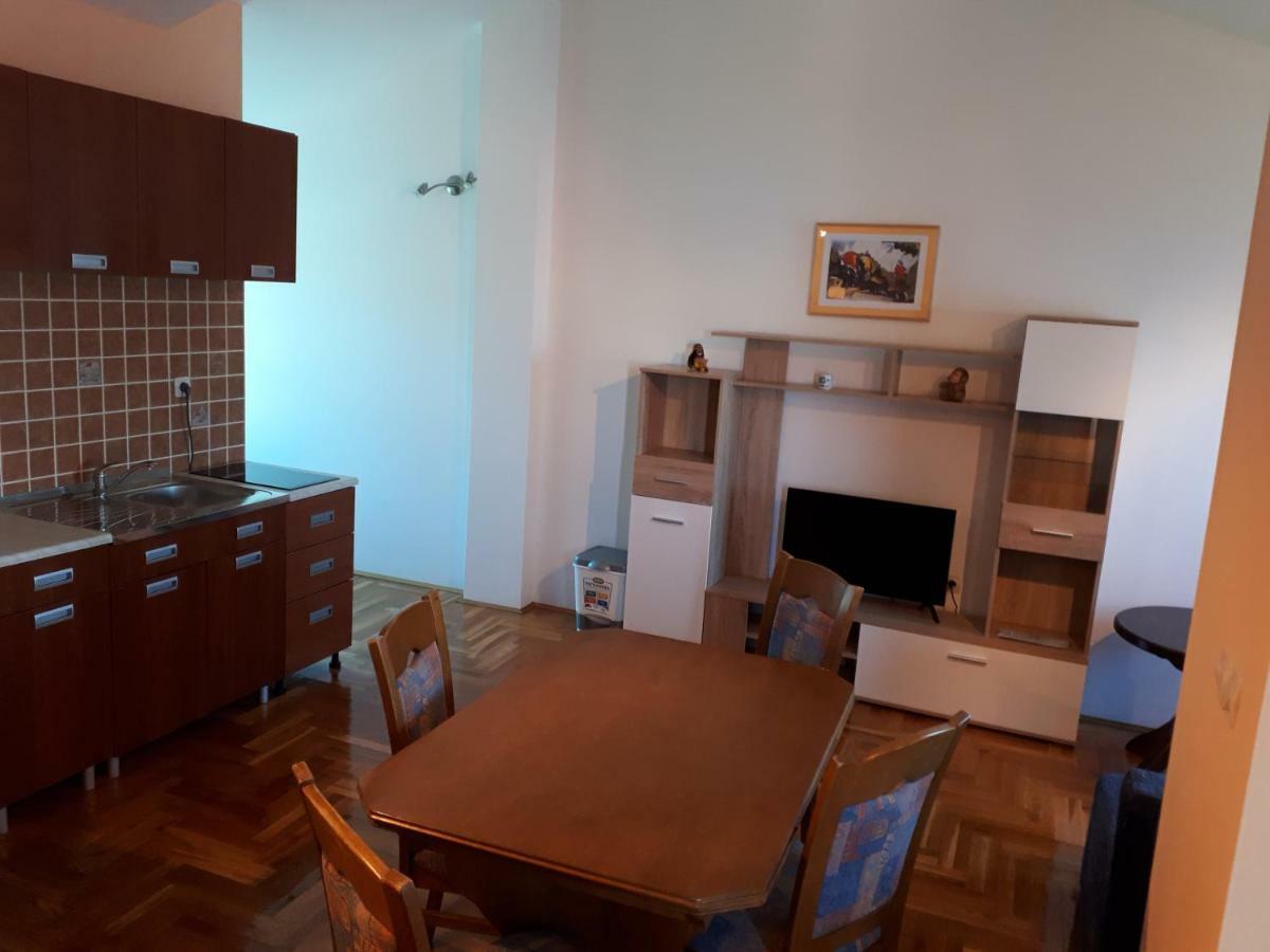 Apartments Horvat on Island Pag Vlašići Buitenkant foto